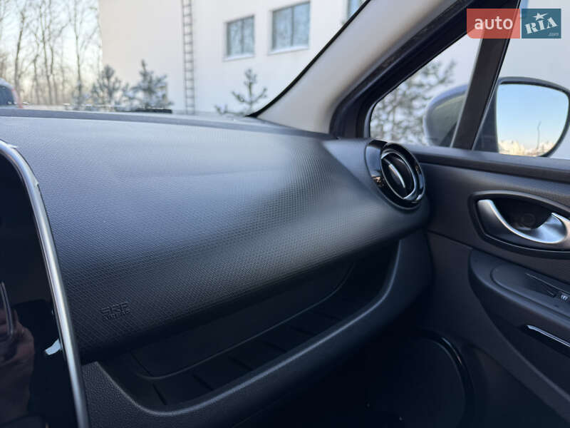 Универсал Renault Clio 2015 в Луцке
