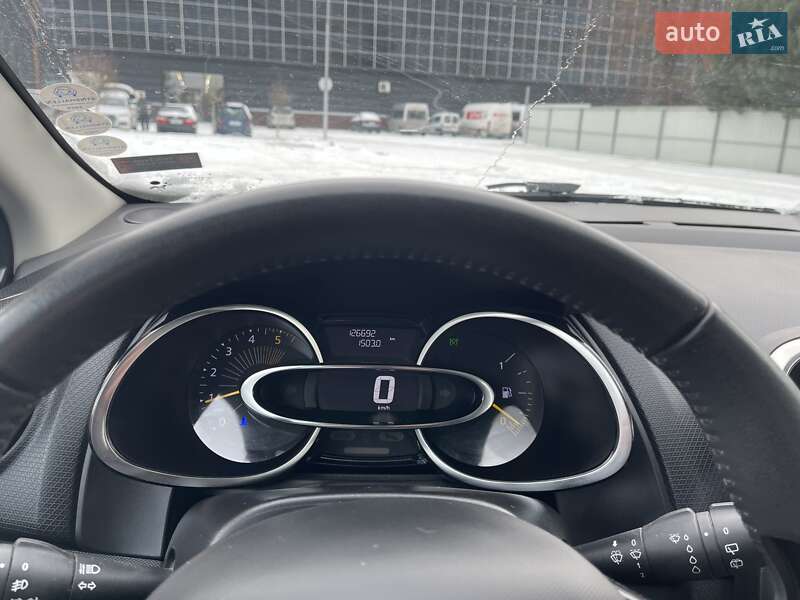 Универсал Renault Clio 2016 в Луцке фото 29 Универсал Renault Clio 2016 в Луцке