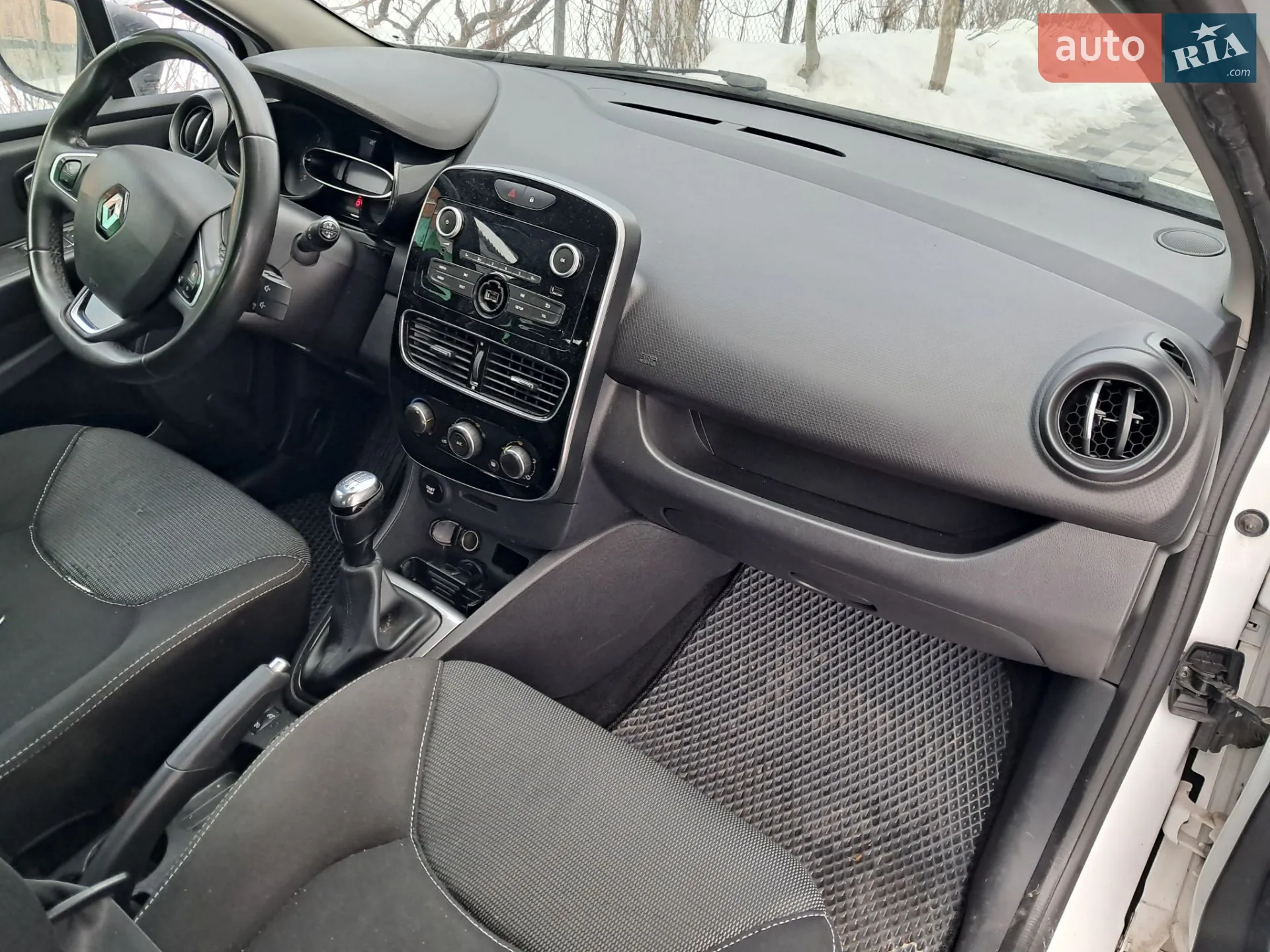 2017 Renault Clio - фото 1