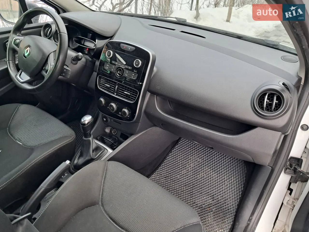 2017 Renault Clio - мініатюра 9