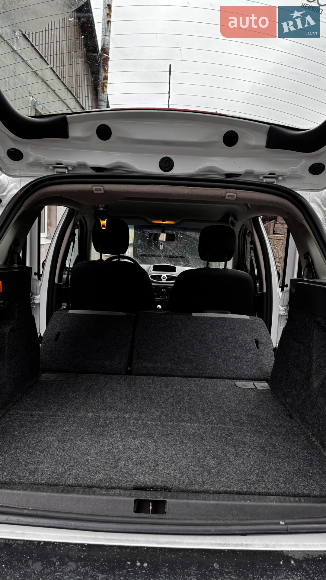 2011 Renault Clio - мініатюра 19