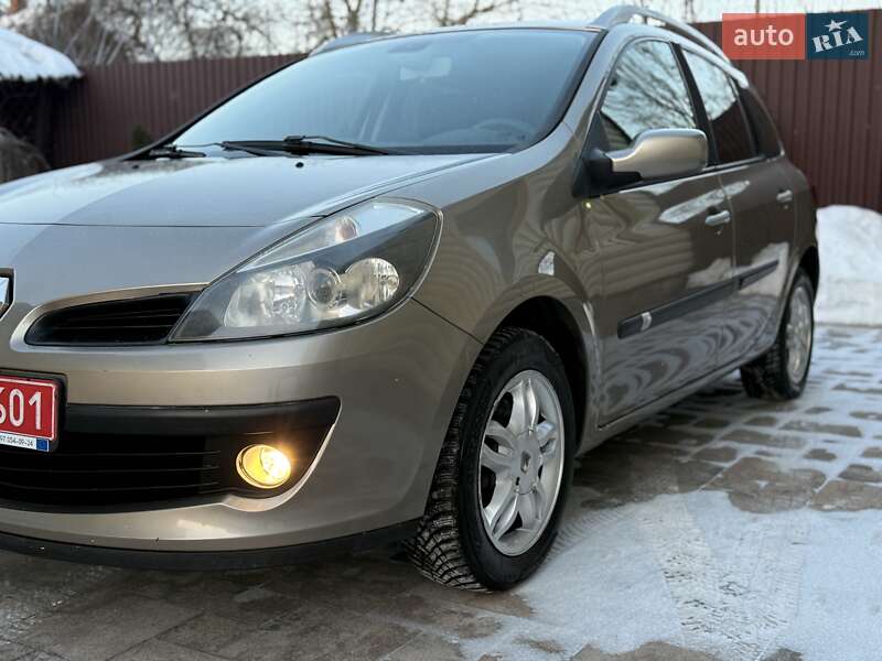 Універсал Renault Clio 2008 в Сарнах