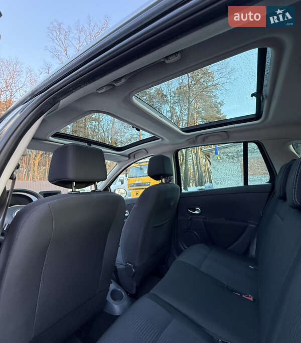 Универсал Renault Clio 2010 в Луцке