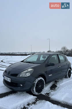 Хетчбек Renault Clio 2008 в Рівному