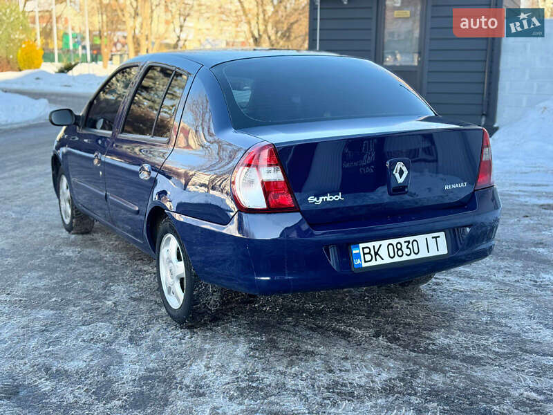 Седан Renault Clio 2007 в Рівному