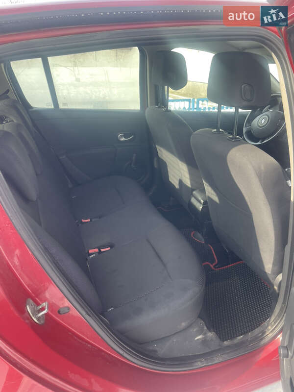 Хетчбек Renault Clio 2008 в Здолбуніві