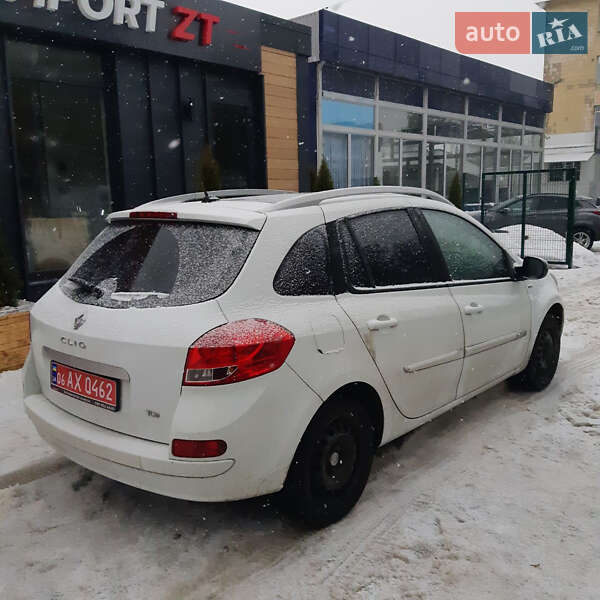 Универсал Renault Clio 2011 в Житомире