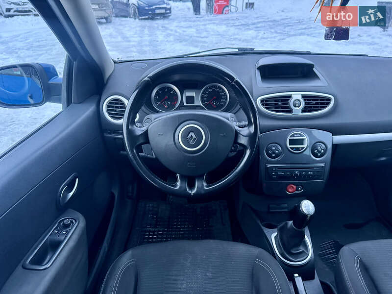 Універсал Renault Clio 2011 в Києві