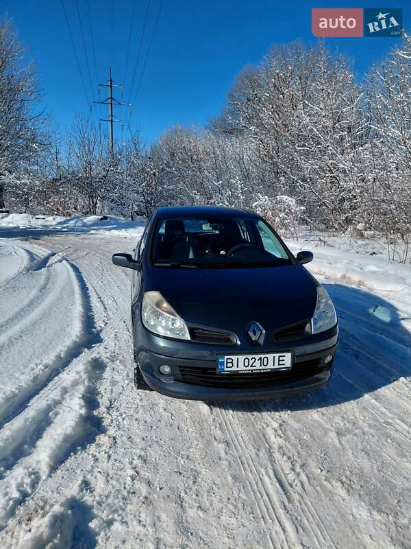 Хэтчбек Renault Clio 2007 в Полтаве фото 34 Хэтчбек Renault Clio 2007 в Полтаве
