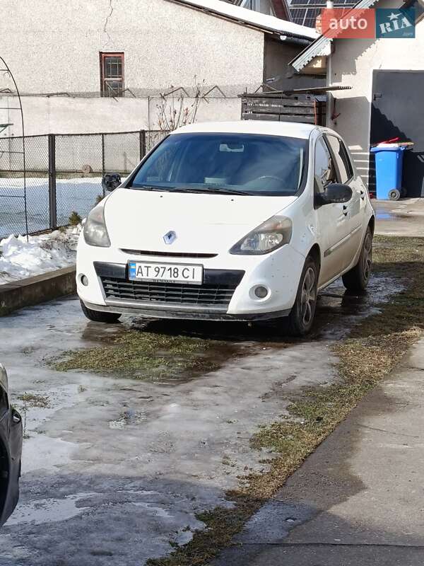 Renault Clio 2011 Renault Clio 2011