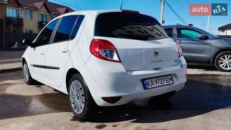 Хетчбек Renault Clio 2010 в Києві