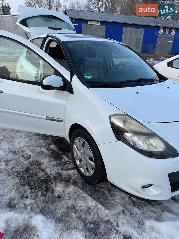 Хетчбек Renault Clio 2011 в Борисполі фото 3 Хетчбек Renault Clio 2011 в Борисполі