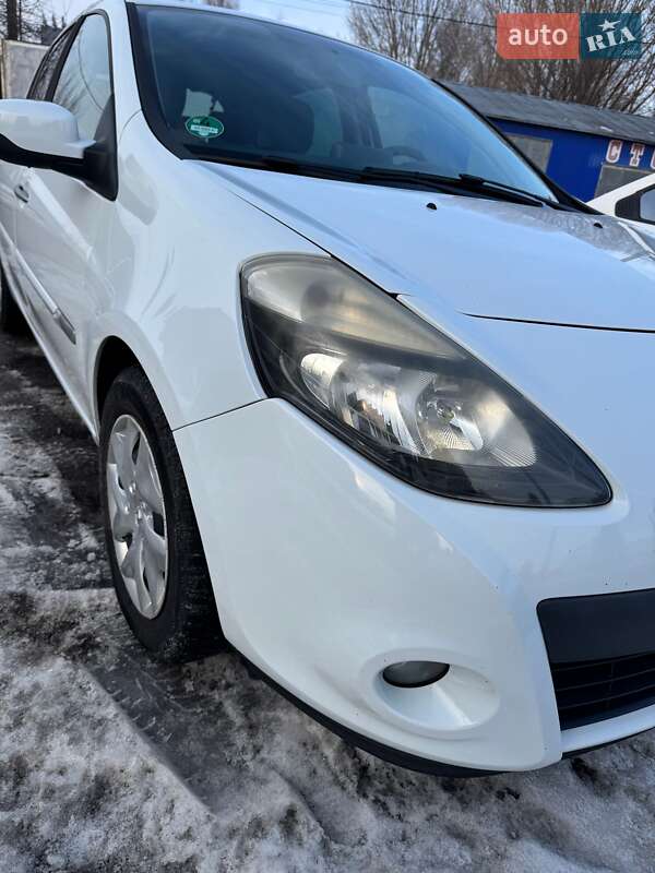 Хетчбек Renault Clio 2011 в Борисполі фото 27 Хетчбек Renault Clio 2011 в Борисполі