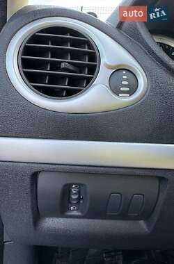 Хетчбек Renault Clio 2011 в Борисполі фото 37 Хетчбек Renault Clio 2011 в Борисполі