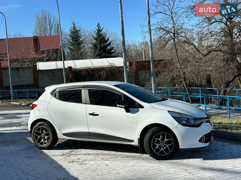 Хэтчбек Renault Clio 2014 в Запорожье