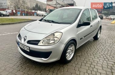 Хэтчбек Renault Clio 2007 в Львове