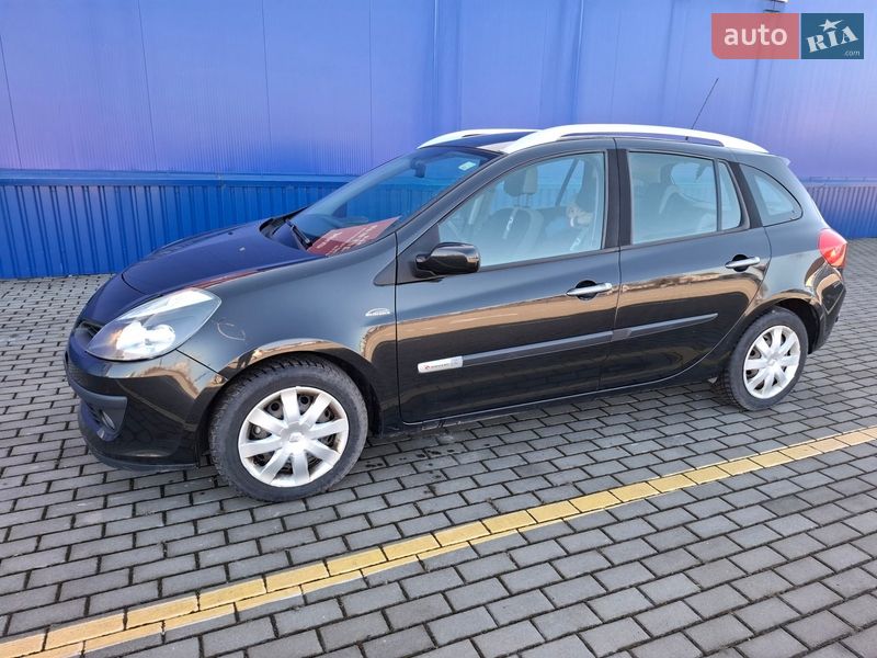 Универсал Renault Clio 2009 в Нововолынске