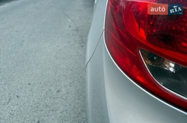 Универсал Renault Clio 2009 в Львове