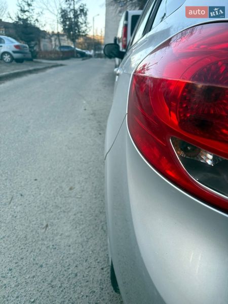 Универсал Renault Clio 2009 в Львове