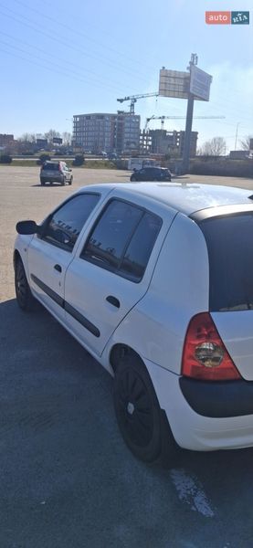 Хетчбек Renault Clio 2005 в Ужгороді