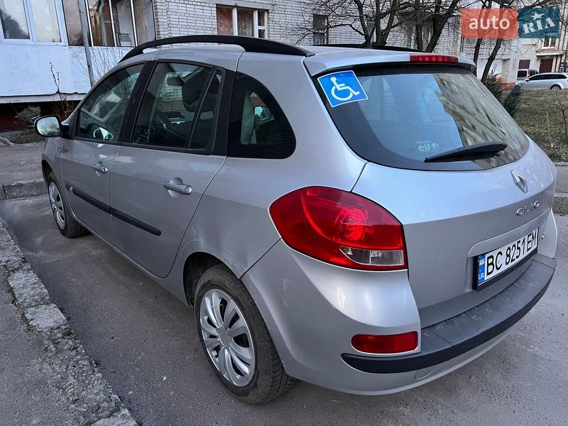 Универсал Renault Clio 2011 в Львове