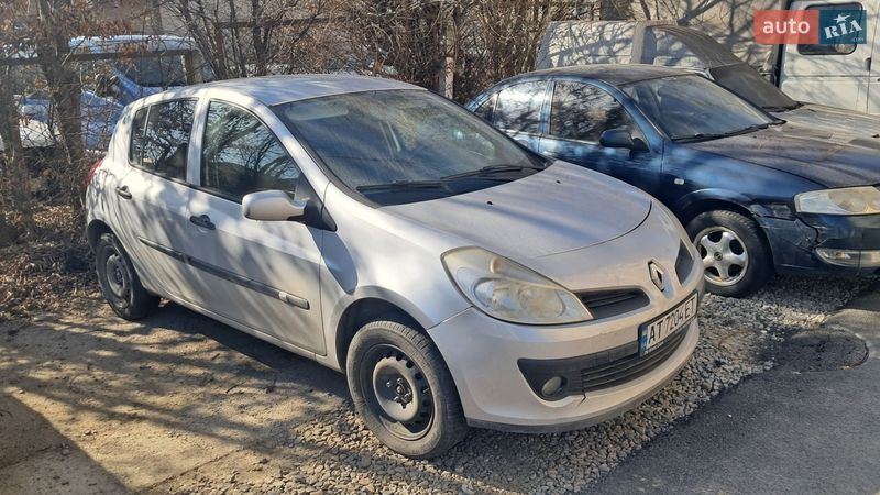Хетчбек Renault Clio 2008 в Івано-Франківську