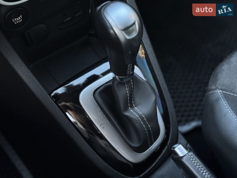 Универсал Renault Clio 2015 в Днепре