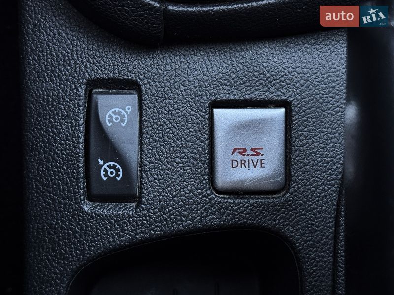 Универсал Renault Clio 2015 в Днепре