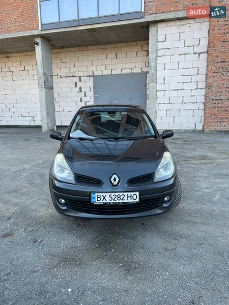 Хэтчбек Renault Clio 2007 в Хмельницком