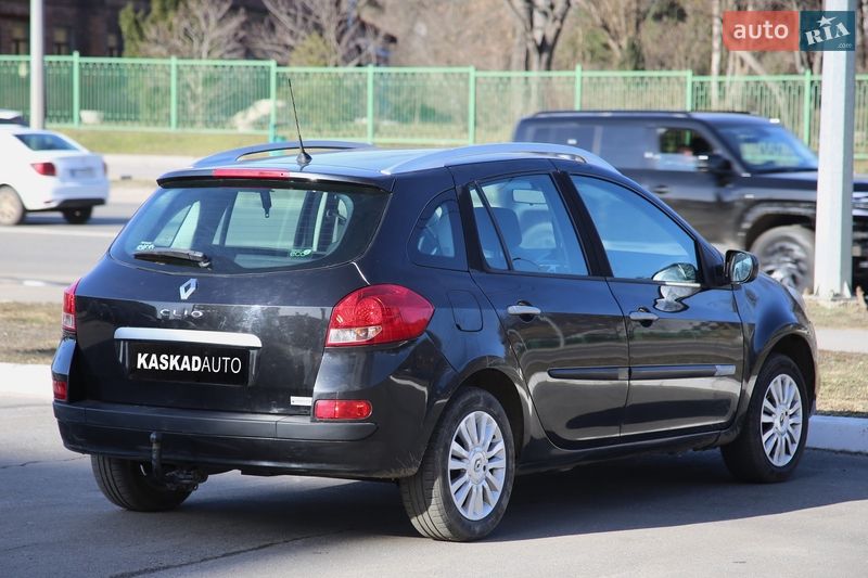 Универсал Renault Clio 2010 в Харькове