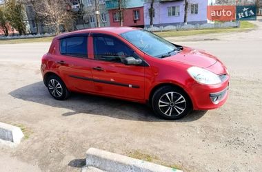 Хэтчбек Renault Clio 2007 в Новомосковске