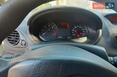Хэтчбек Renault Clio 2010 в Одессе фото 10 Хэтчбек Renault Clio 2010 в Одессе
