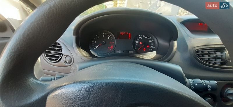 Хэтчбек Renault Clio 2010 в Одессе фото 10 Хэтчбек Renault Clio 2010 в Одессе