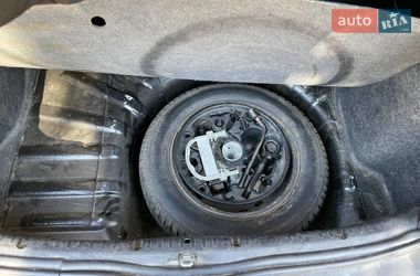 Хэтчбек Renault Clio 2006 в Черновцах