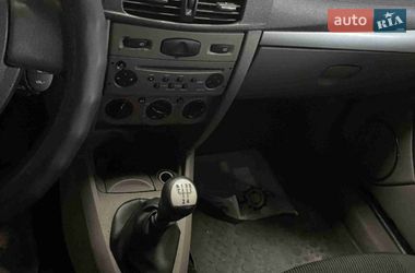 Седан Renault Clio 2012 в Киеве