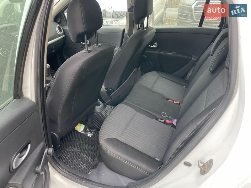 Универсал Renault Clio 2012 в Львове фото 6 Универсал Renault Clio 2012 в Львове
