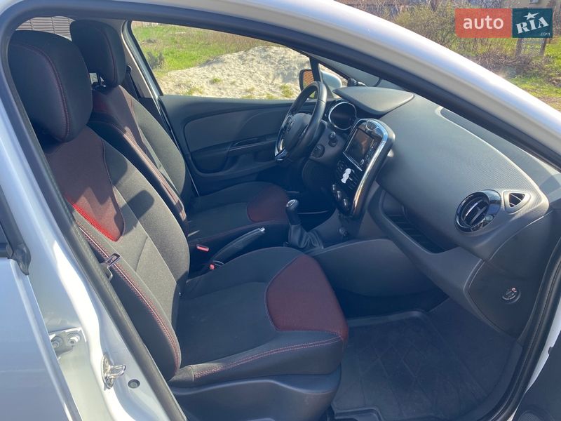 Хэтчбек Renault Clio 2014 в Днепре