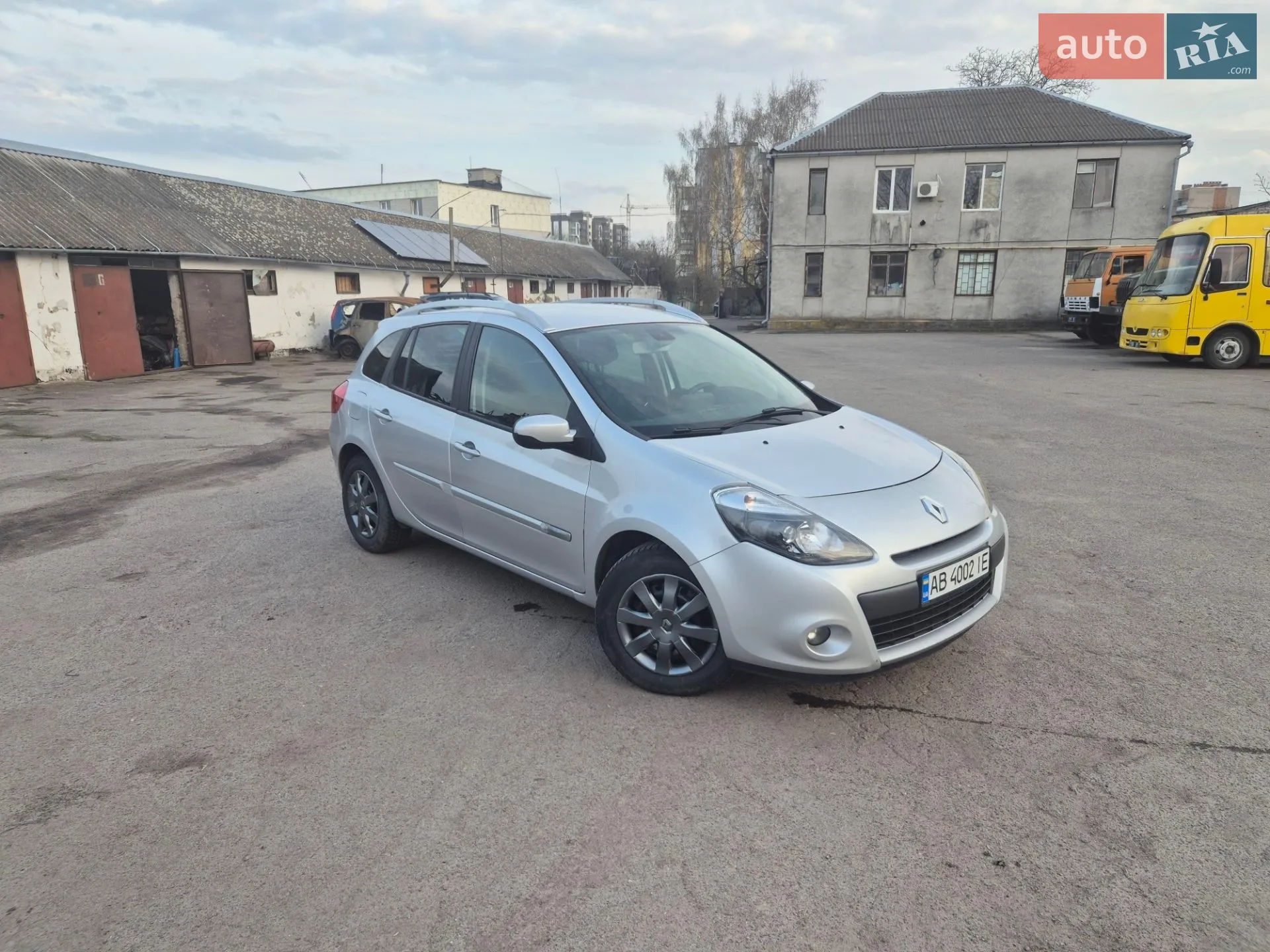 2010 Renault Clio - фото 1