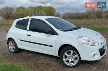 Хетчбек Renault Clio 2011 в Ямполі