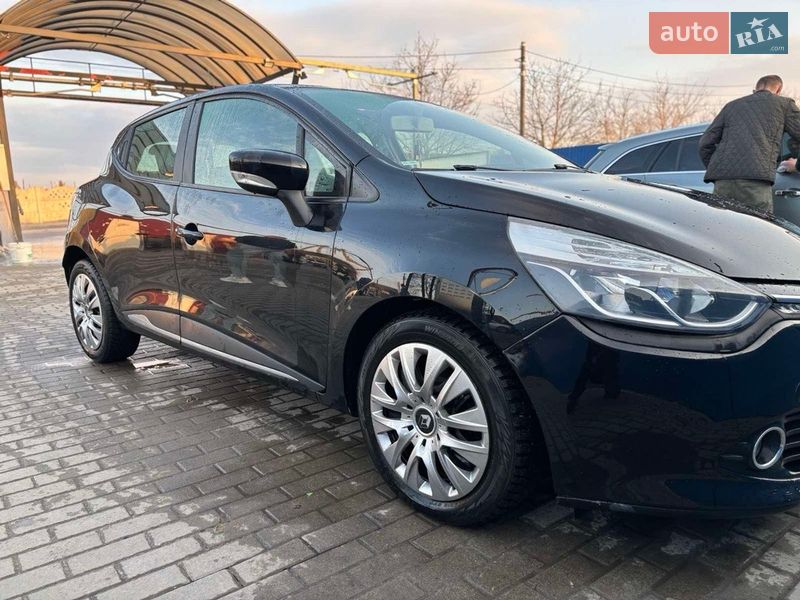 Хетчбек Renault Clio 2013 в Жовкві фото 4 Хетчбек Renault Clio 2013 в Жовкві