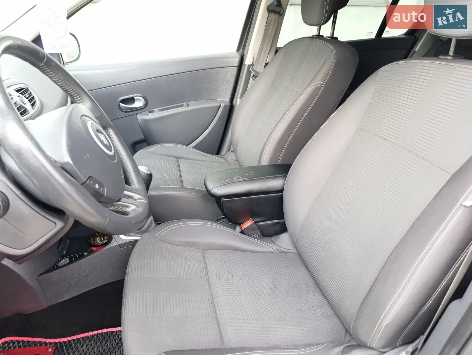 2011 Renault Clio - мініатюра 26