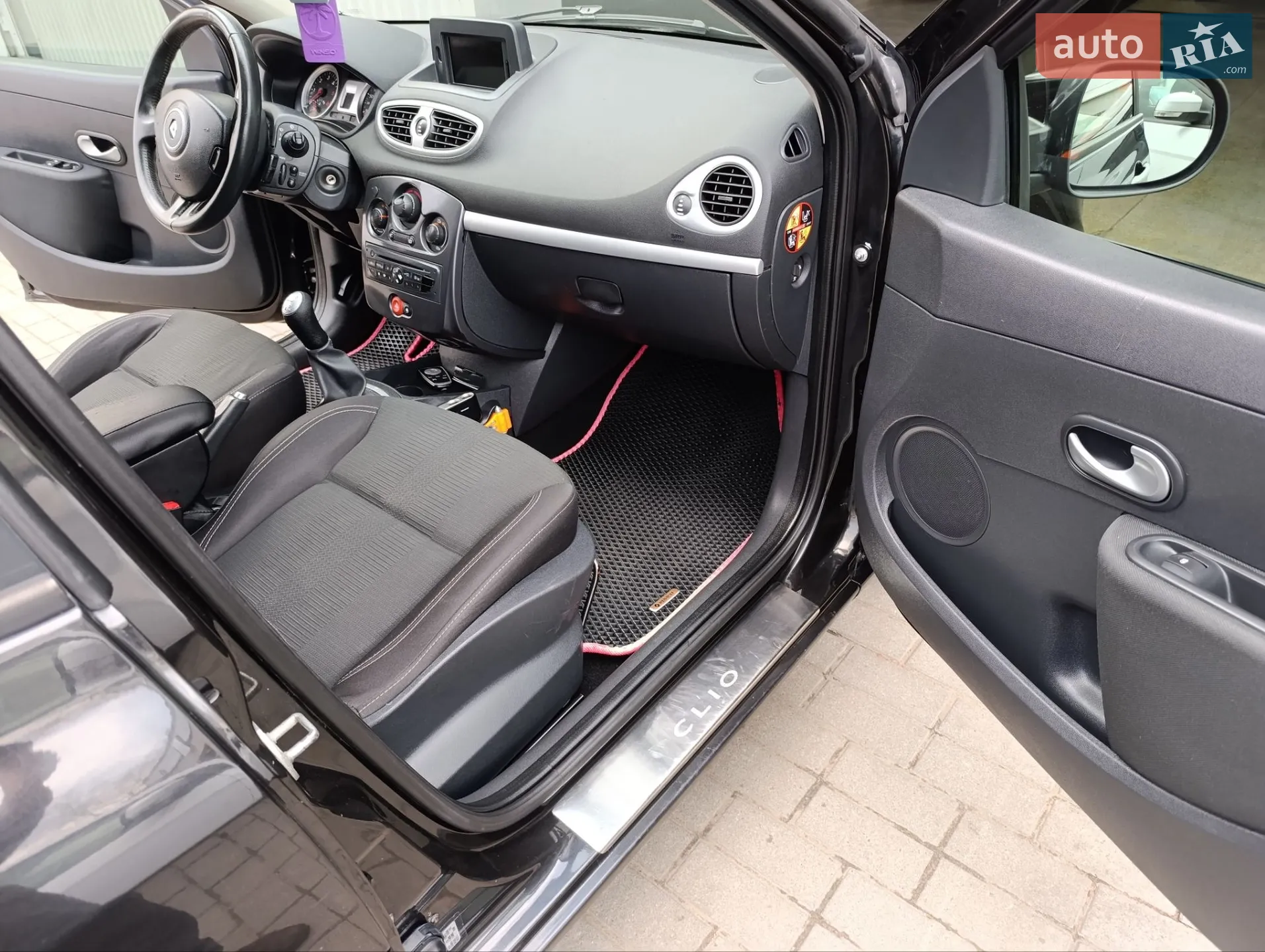 2011 Renault Clio - мініатюра 24