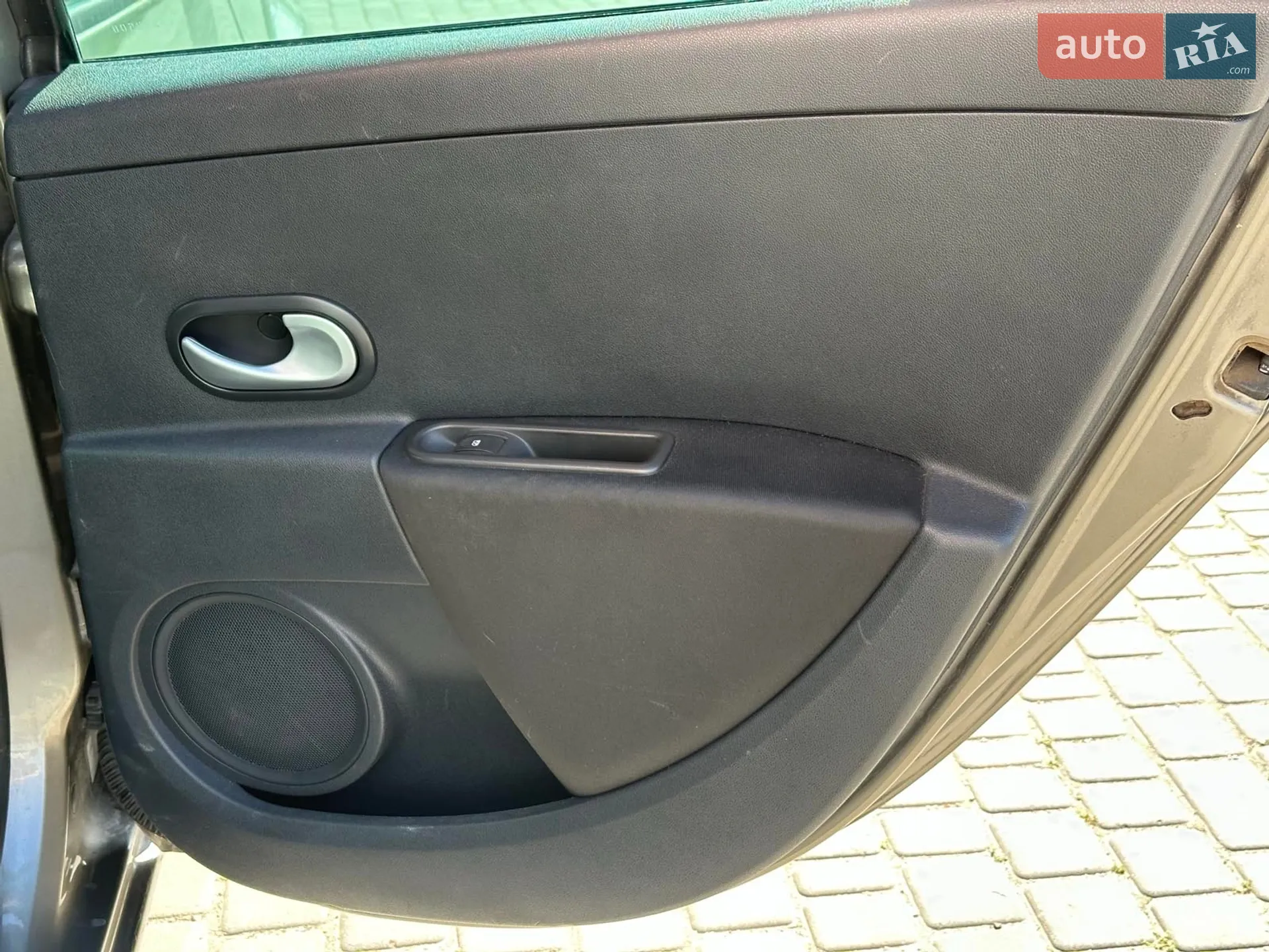 2011 Renault Clio - мініатюра 18