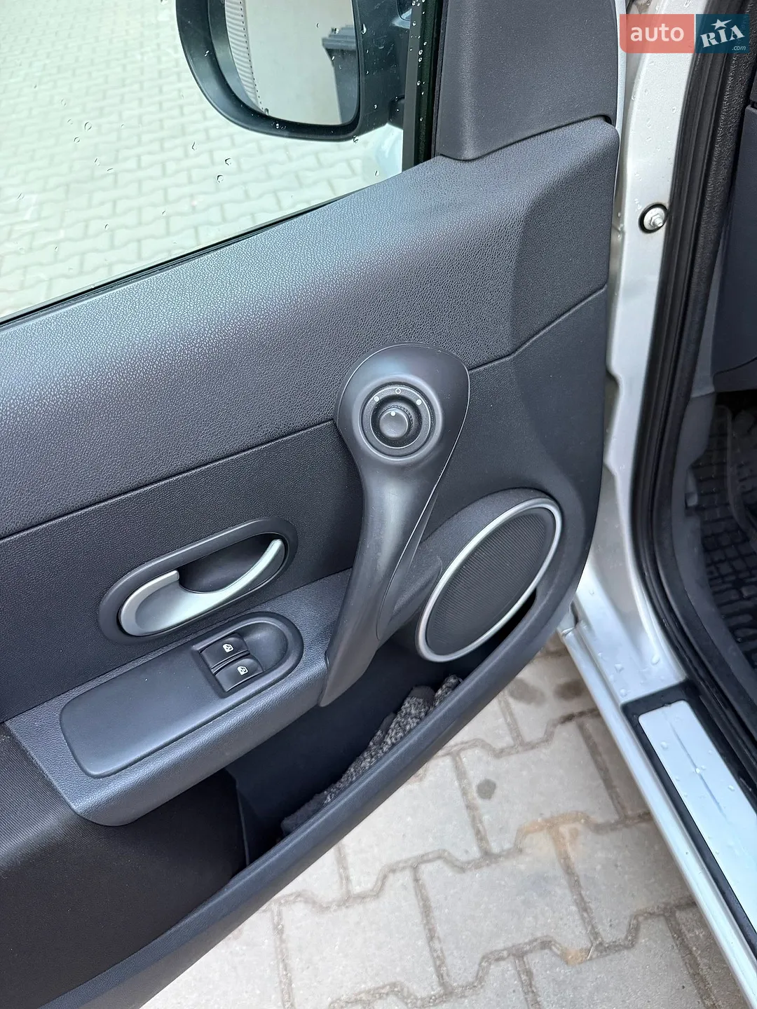 2012 Renault Clio - мініатюра 10
