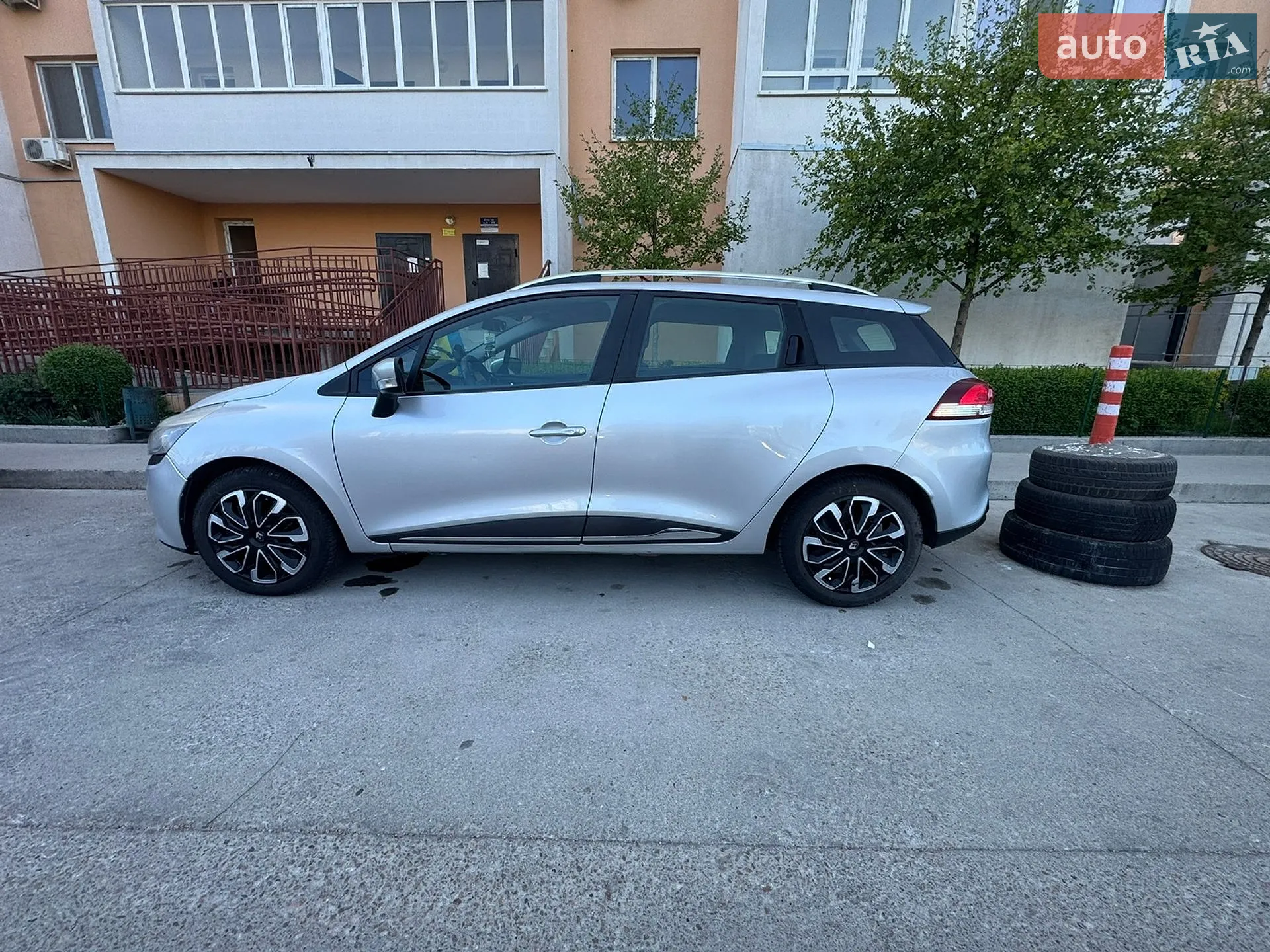 2014 Renault Clio - мініатюра 8