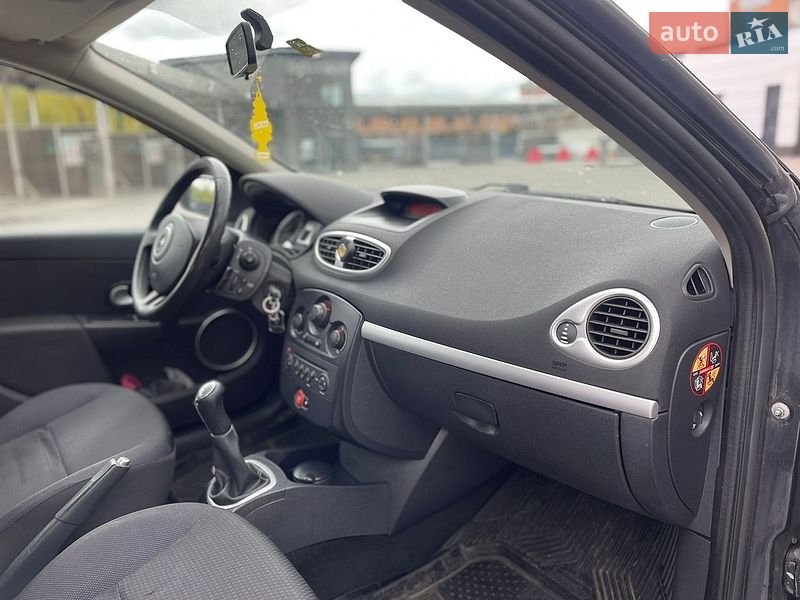 Универсал Renault Clio 2008 в Полтаве