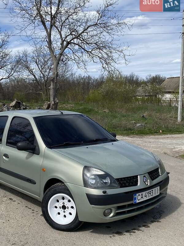Хэтчбек Renault Clio 2003 в Умани
