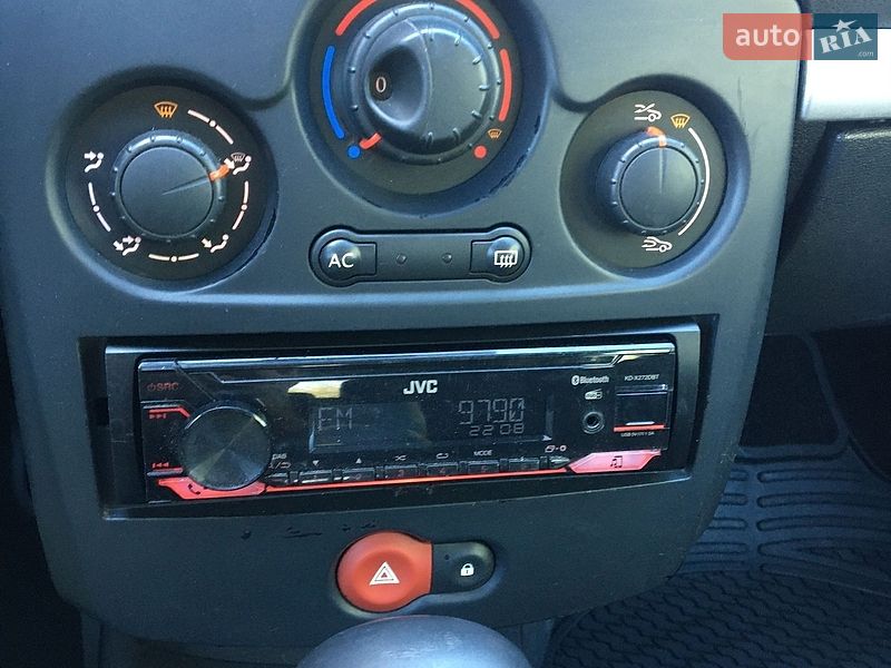 Хэтчбек Renault Clio 2008 в Виннице