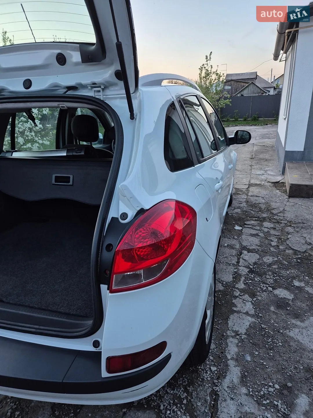 2012 Renault Clio - мініатюра 13
