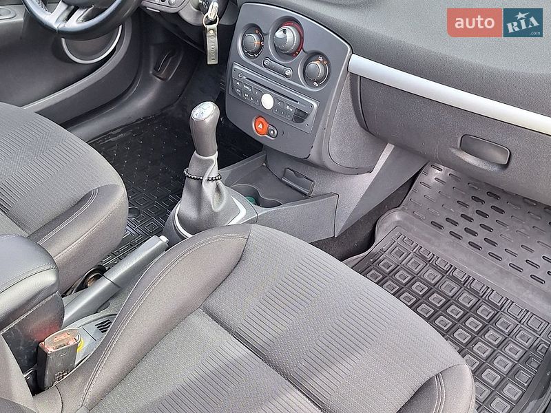 Хетчбек Renault Clio 2009 в Білій Церкві